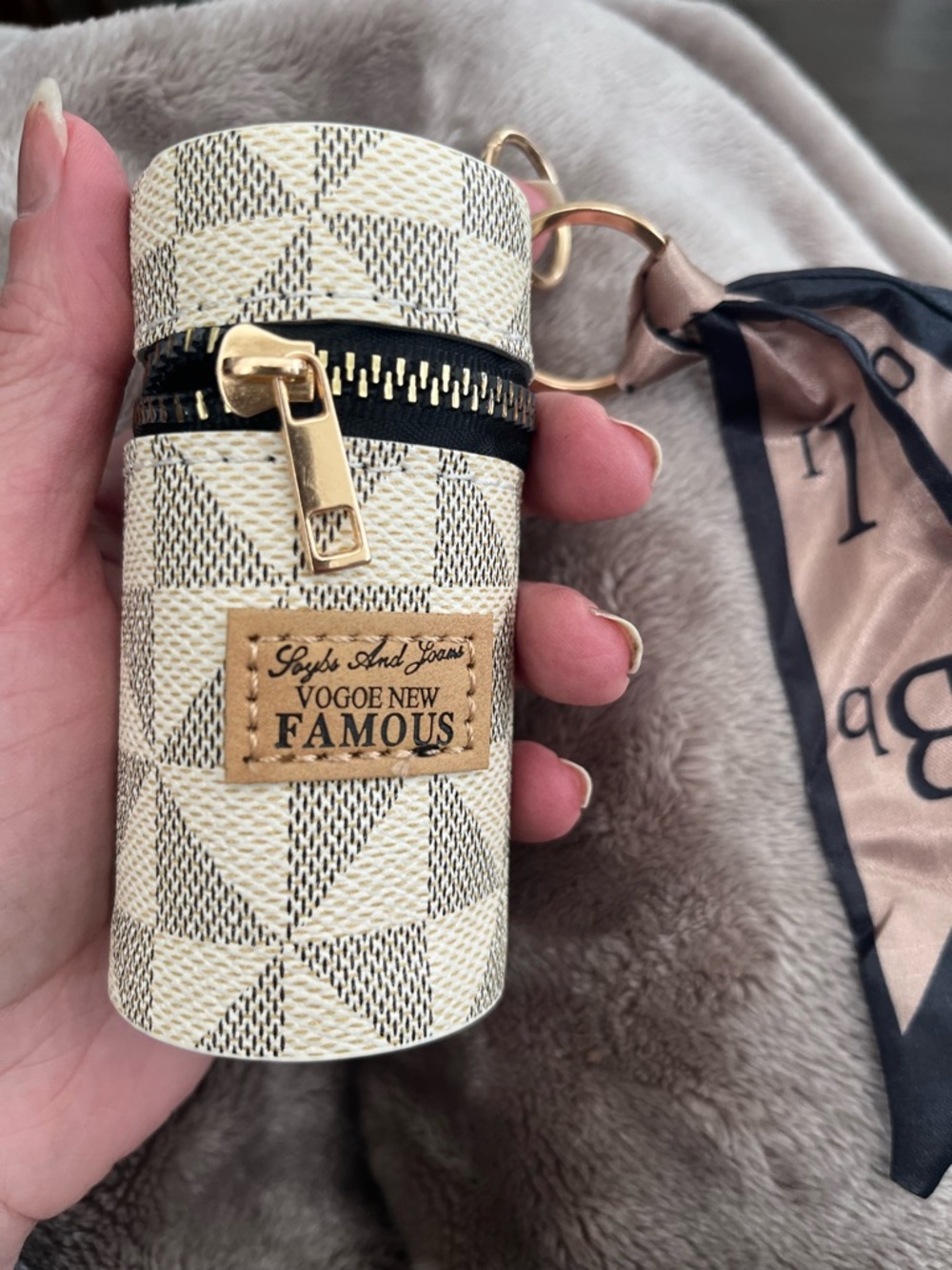 Mini Coin key chain bag - Picture 6 of 7